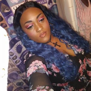 Meet your Posher, Nichole